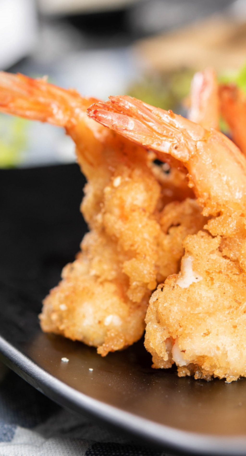 crispy-shrimp-with-salad